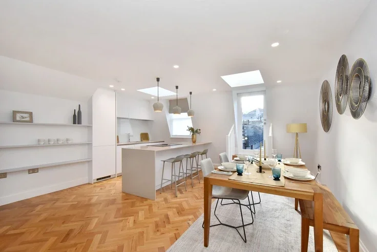 Flat Albemarle Street in City of Westminster