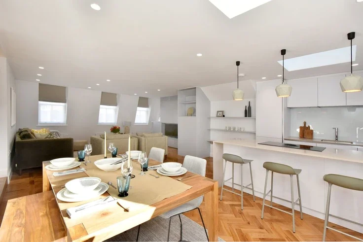 Flat Albemarle Street in City of Westminster