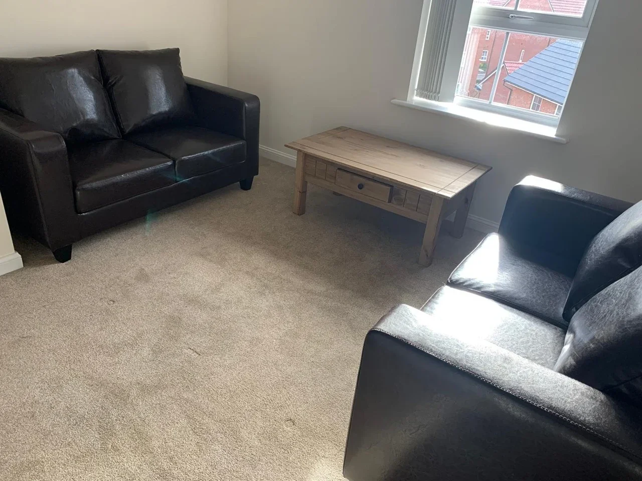 Flat Tawny Grove in Coventry