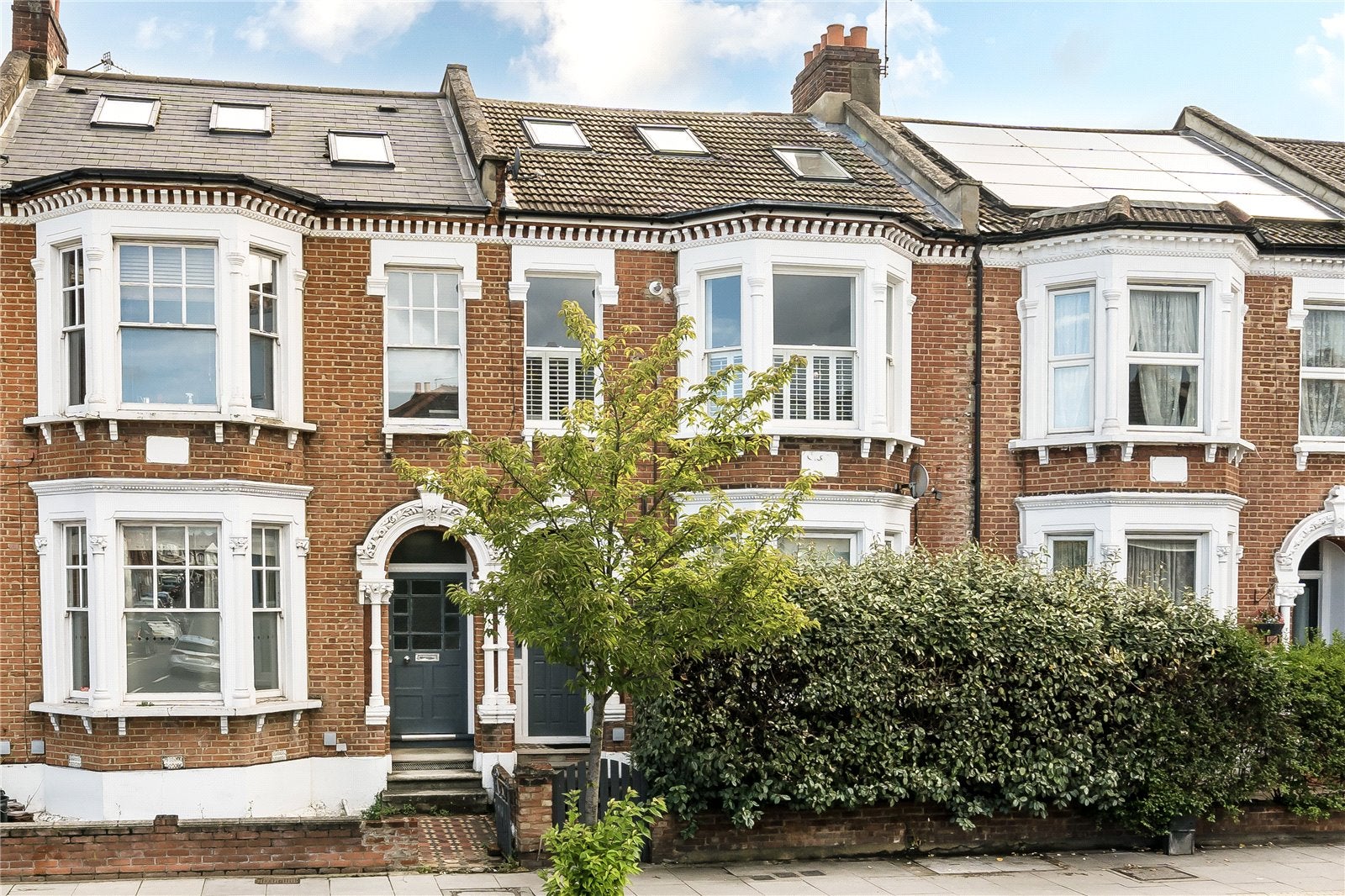 Flat Tooting Bec Road in Greater London
