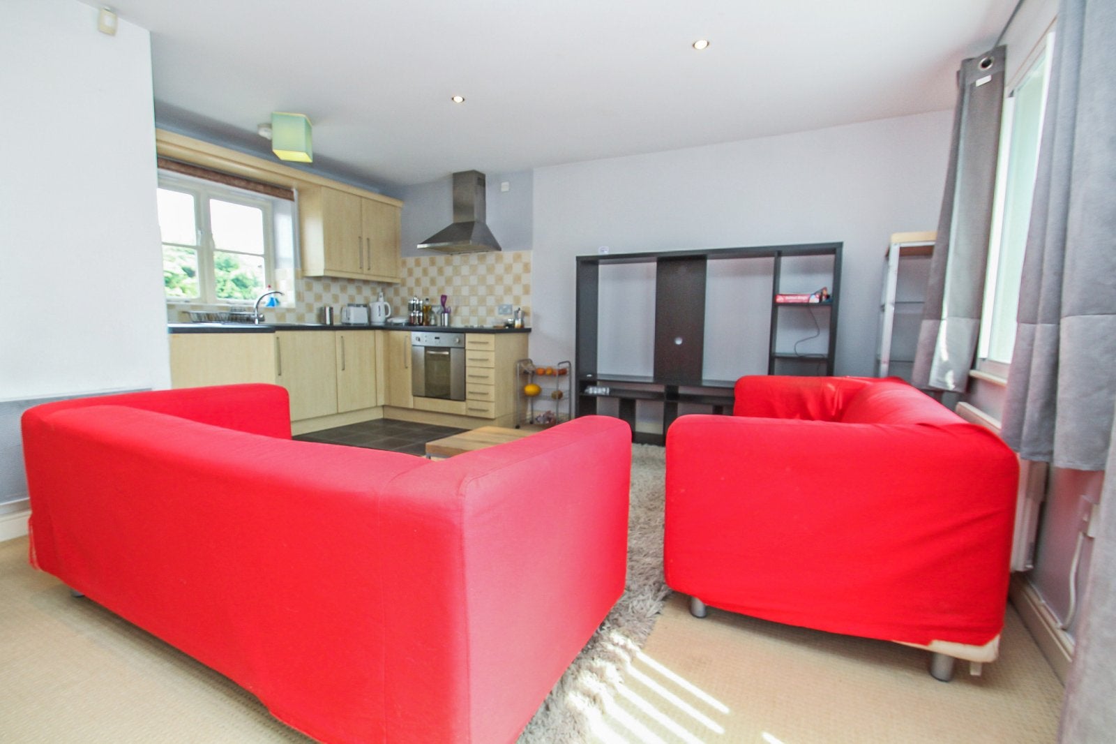 Flat Kirkstall Road in Leeds