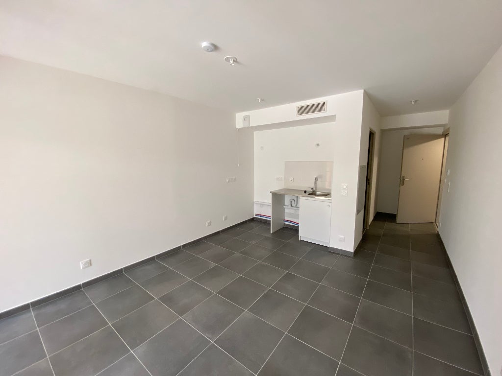 Flat Rue Georges Duby in Aix-en-Provence