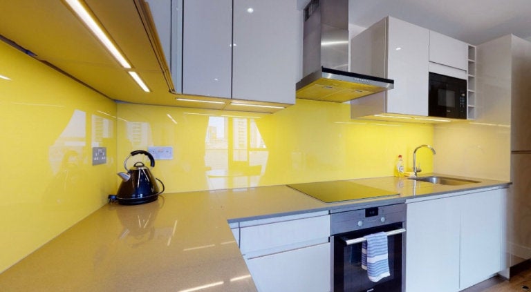 Flat Boyd Street in Greater London