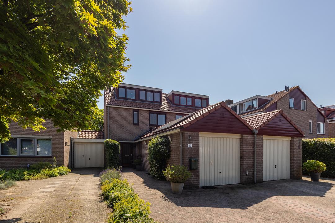 Huis Van de Lagemaathof 37 in Leusden