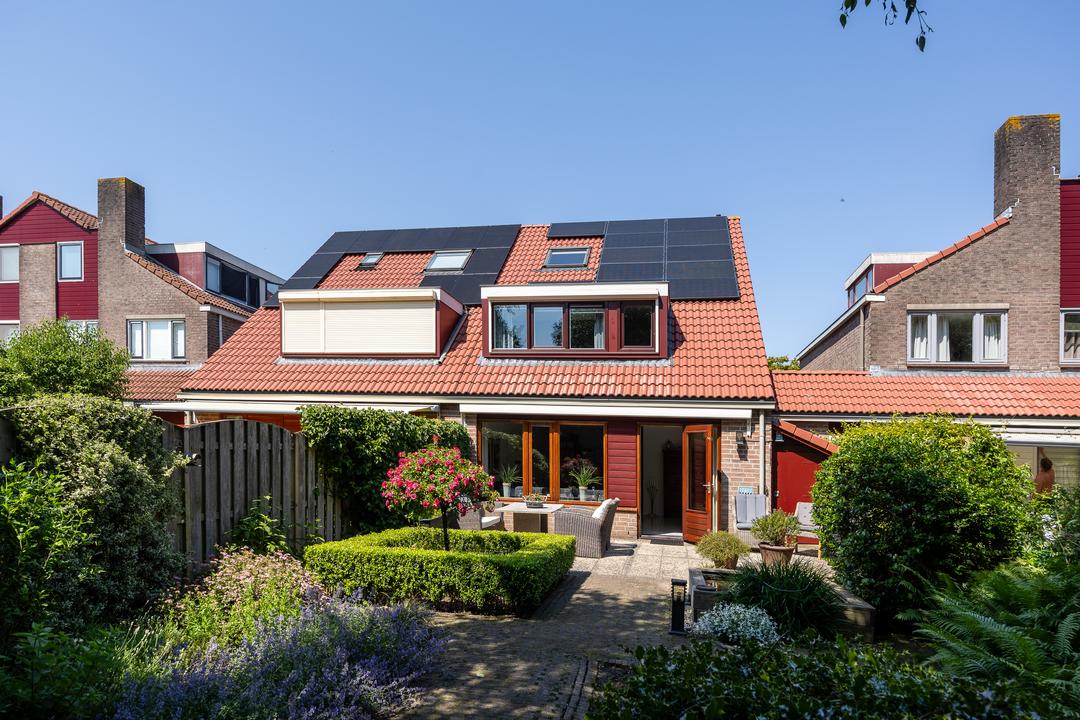 Van de Lagemaathof 37 in Leusden