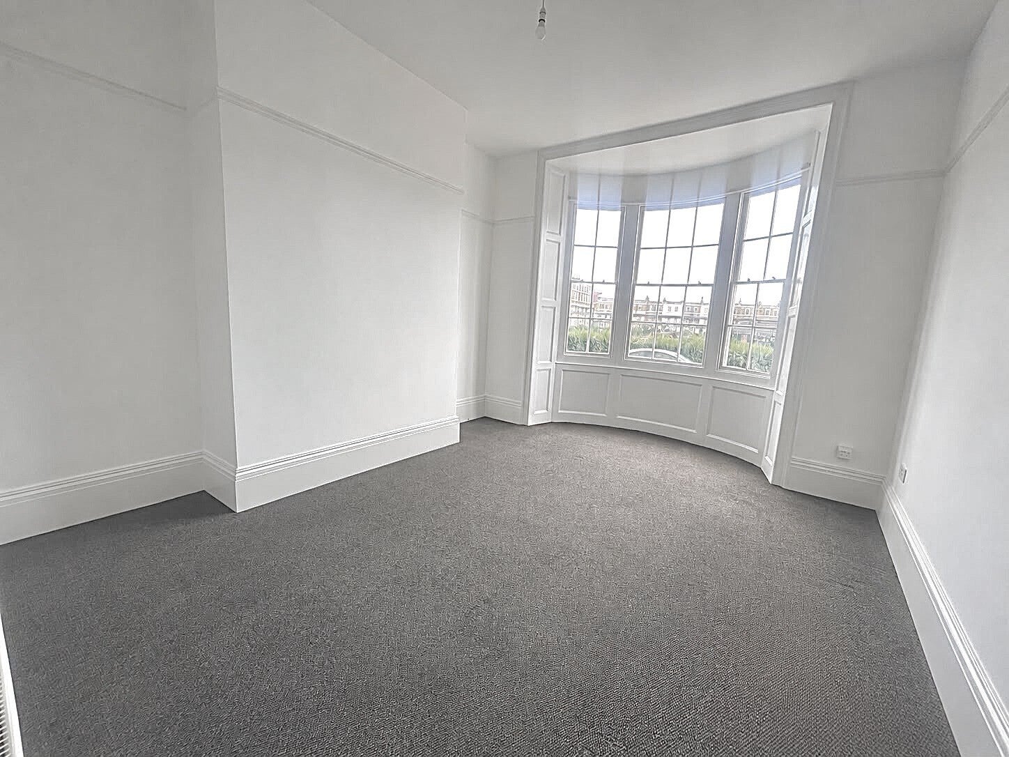 Flat Royal Road in Thanet