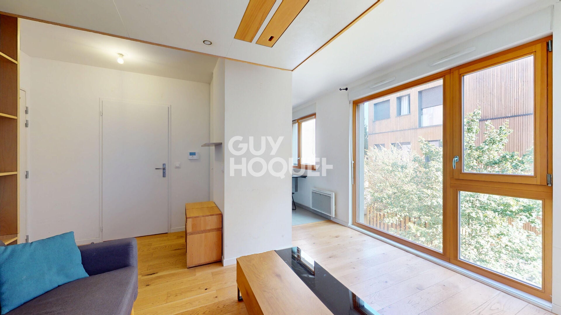 Flat Avenue Paul de Kock in Les Lilas