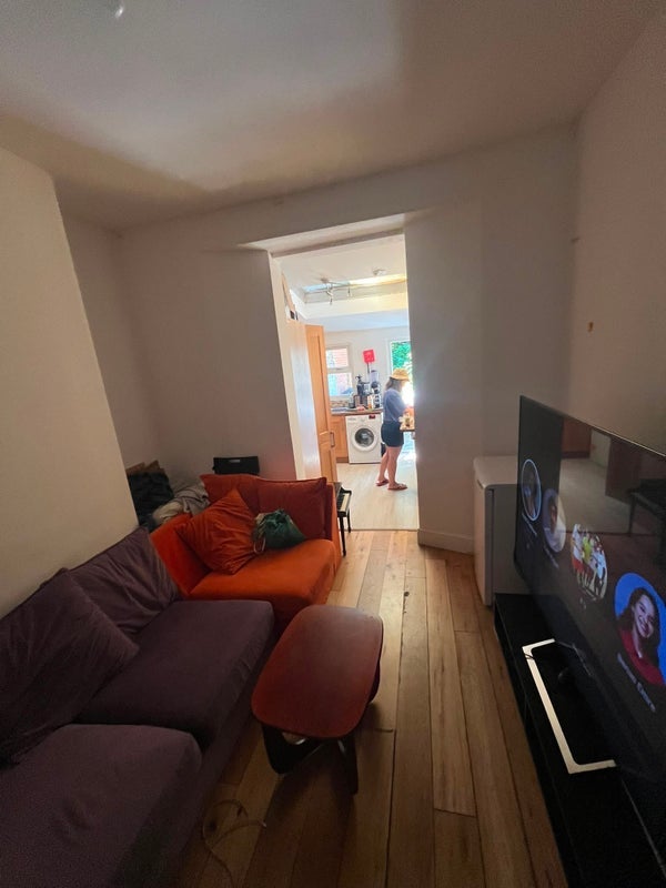 Room Axminster Road in Greater London