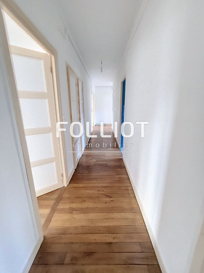 Flat Rue du Duc Rollon in Vire Normandie