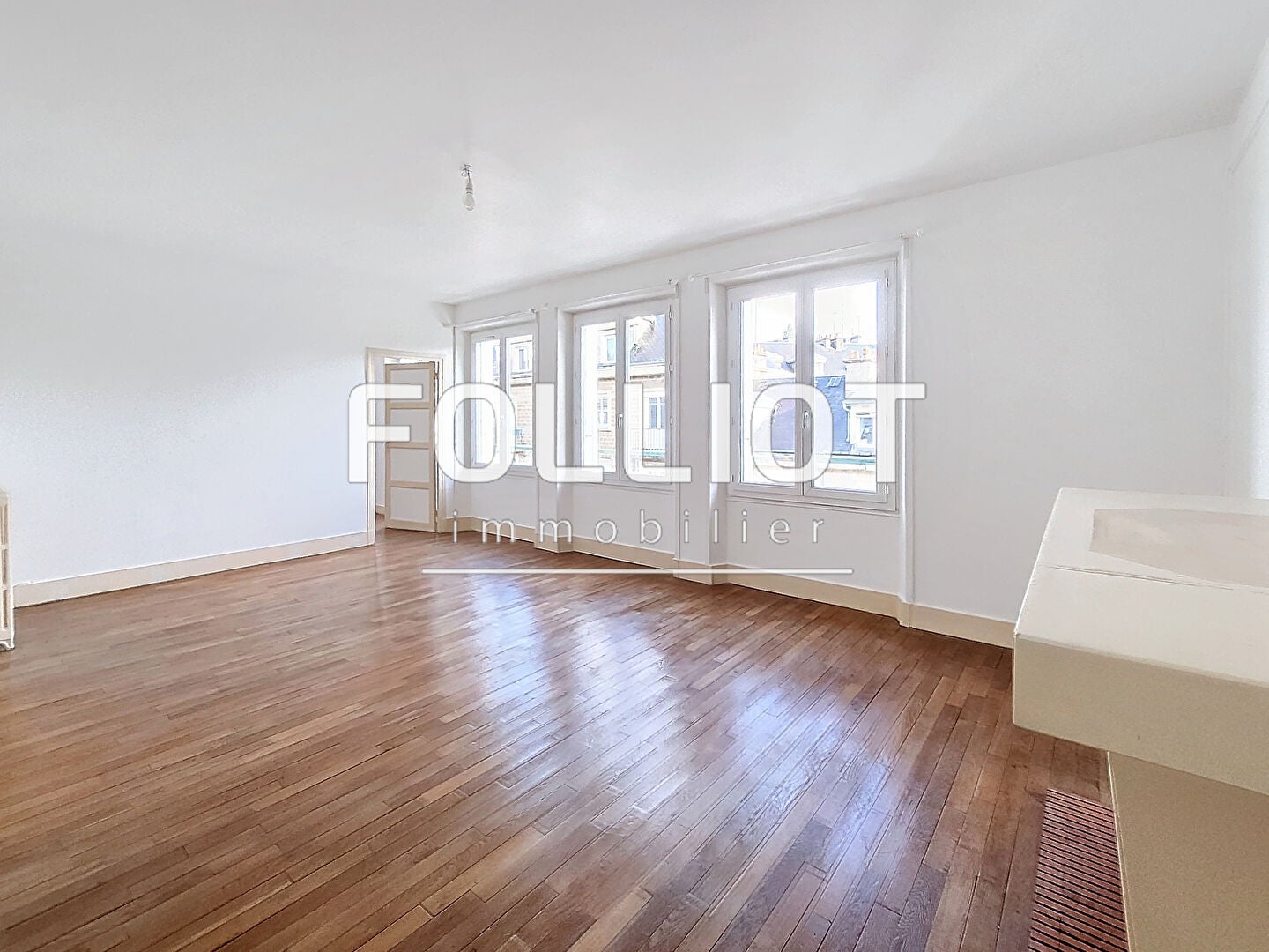 Flat Rue du Duc Rollon in Vire Normandie