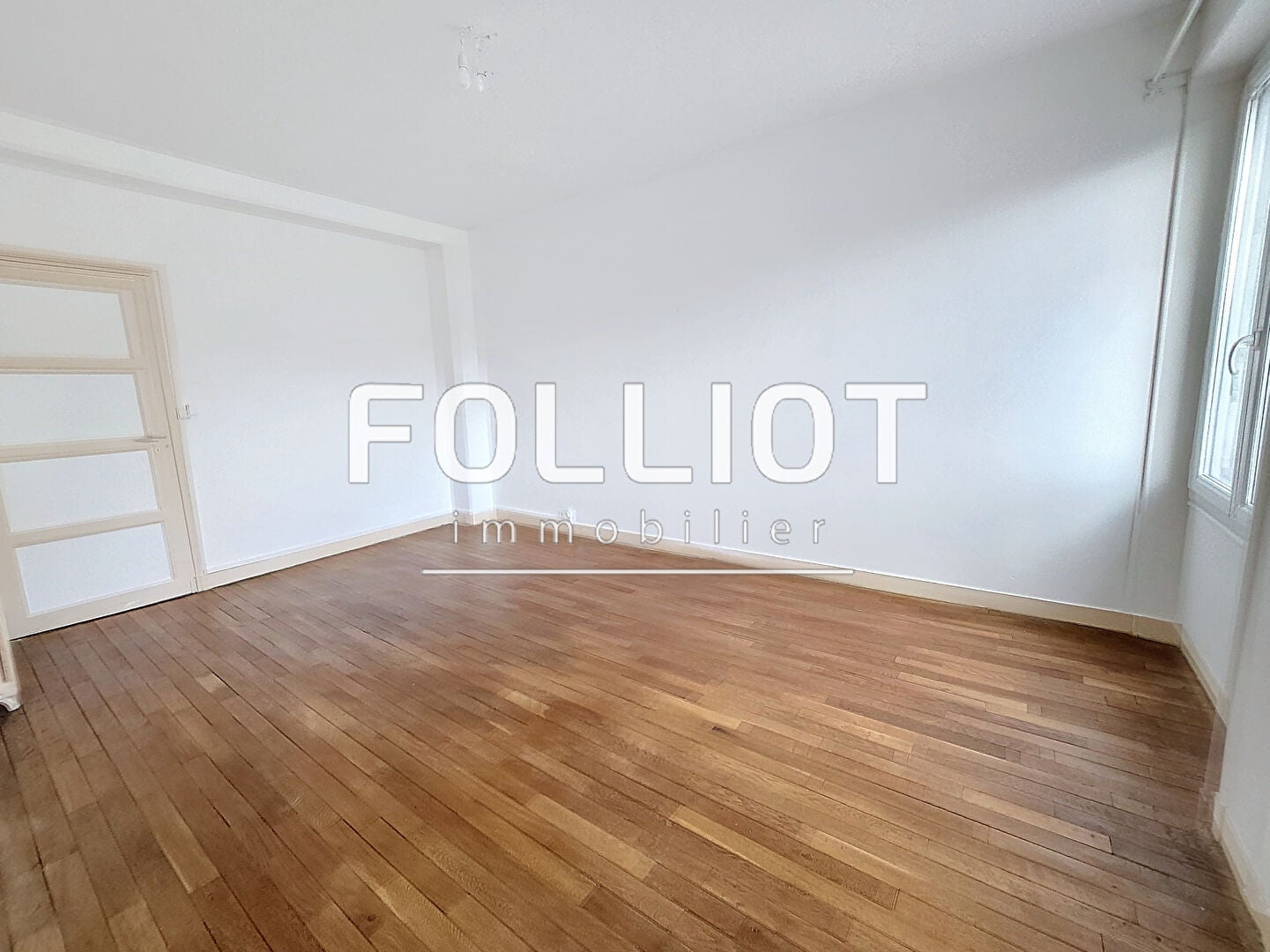 Flat Rue du Duc Rollon in Vire Normandie