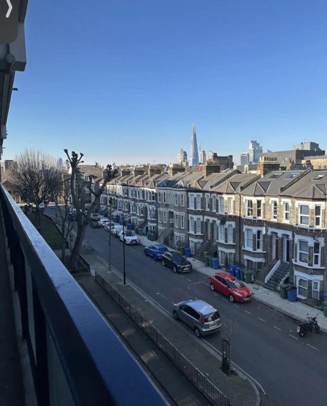 Room Madron Street in Greater London