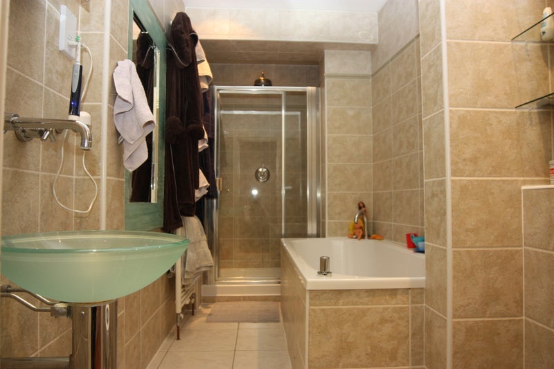 Room Lordship Road in Greater London