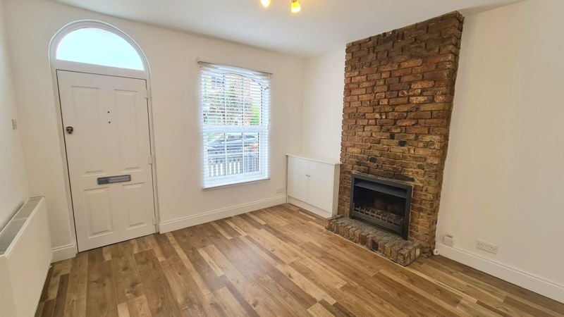 House Palmerston Road in Greater London