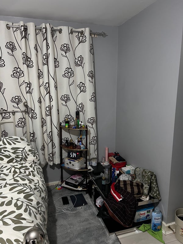 Room Tupelo Road in Greater London