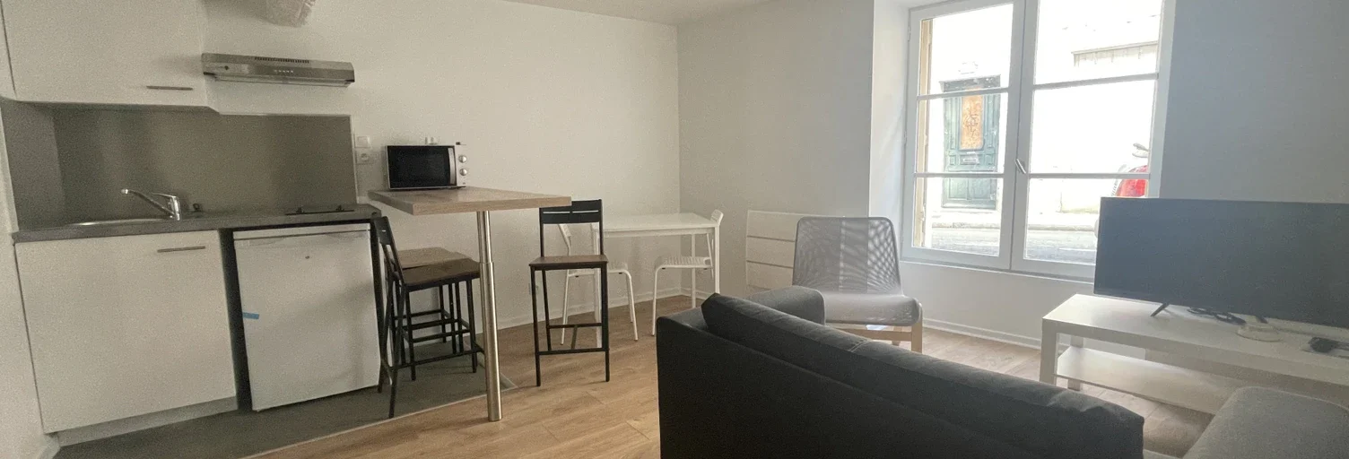 Flat Rue Jean Bouchet in Poitiers
