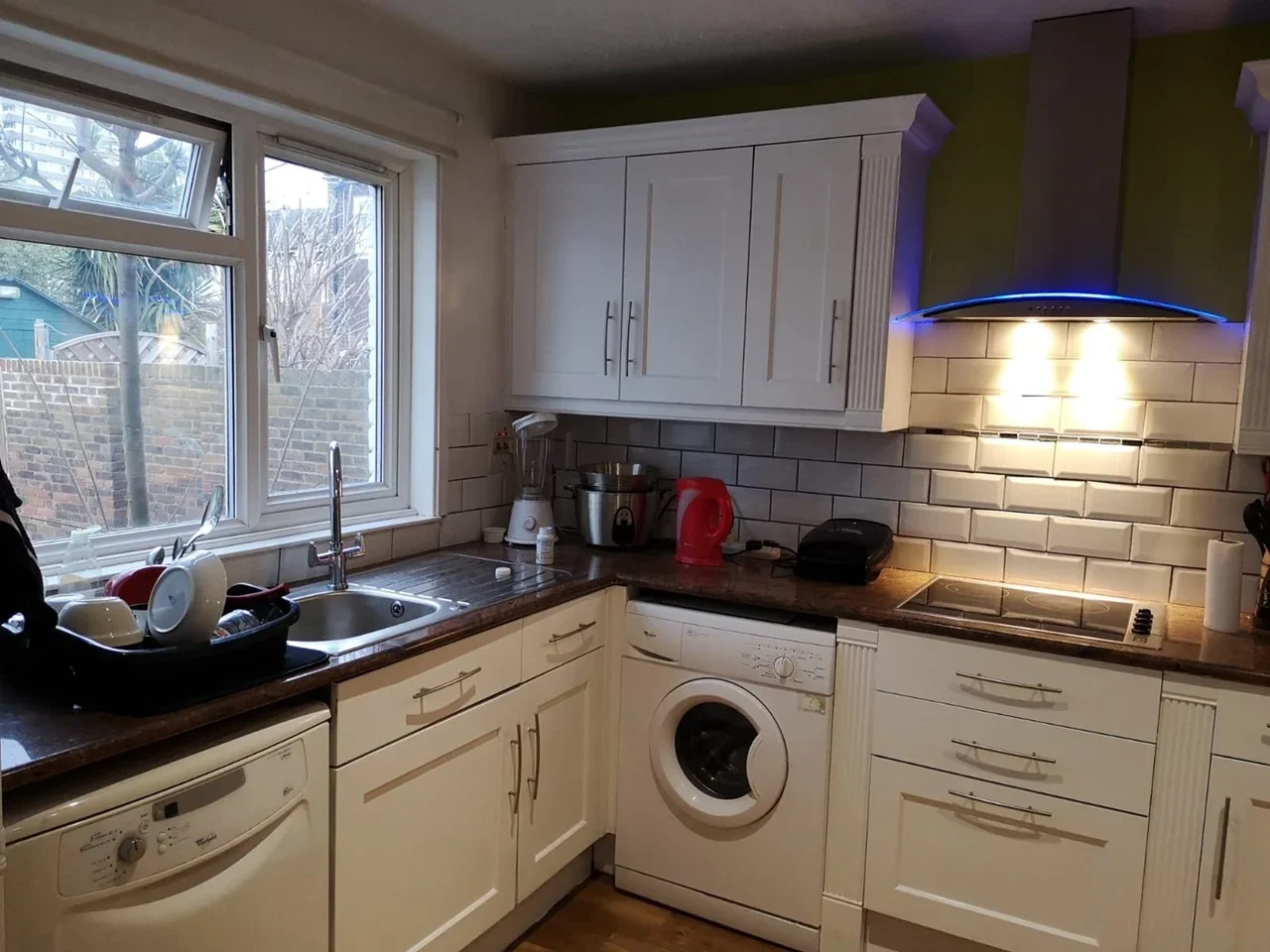 Room Willingham Way in Greater London
