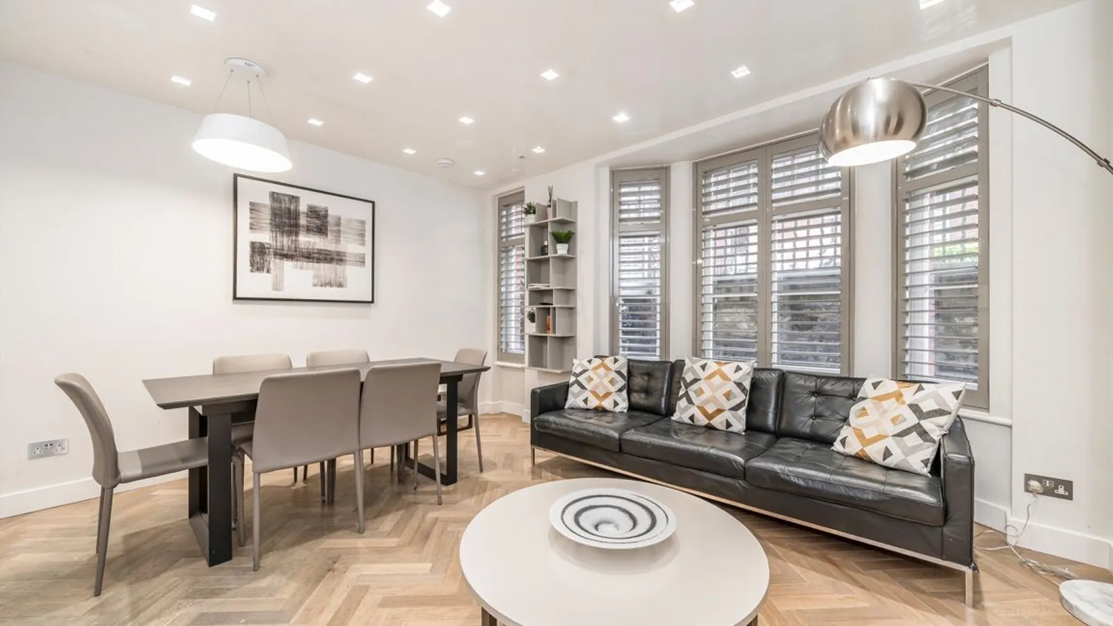 Flat Davies Street in City of Westminster