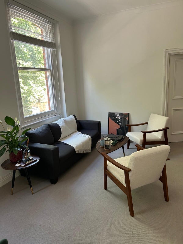Room Courtfield Road in Greater London