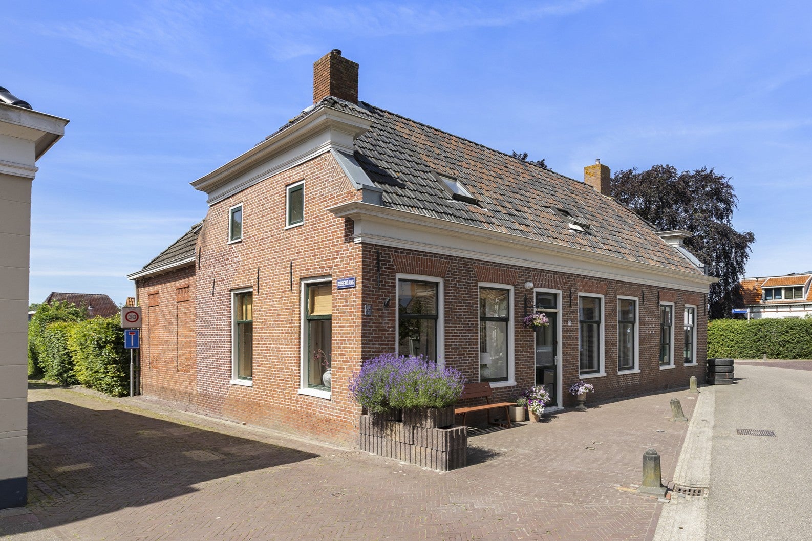Huis Hoofdstraat 13 in Eenrum