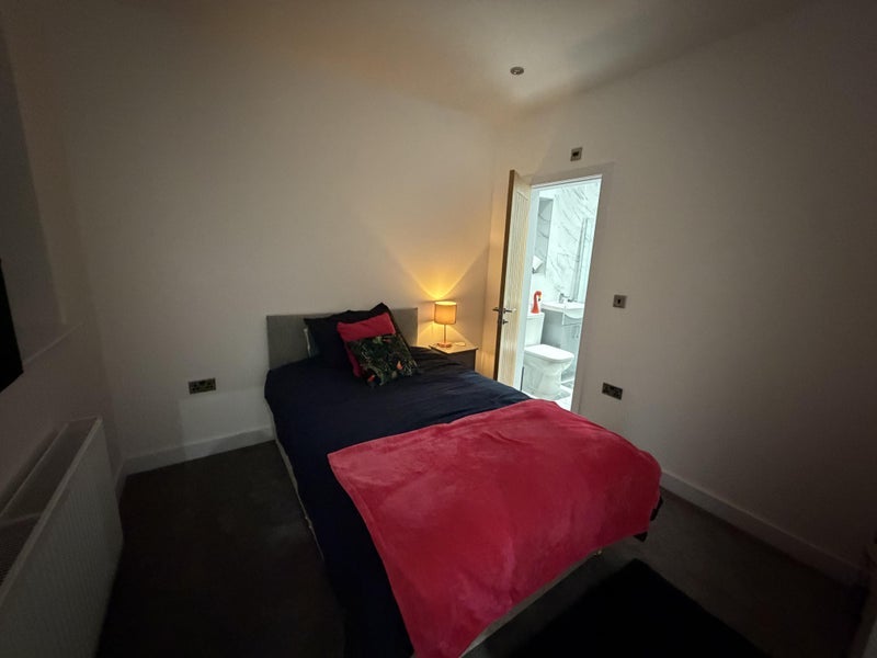 Room George Street in Wakefield