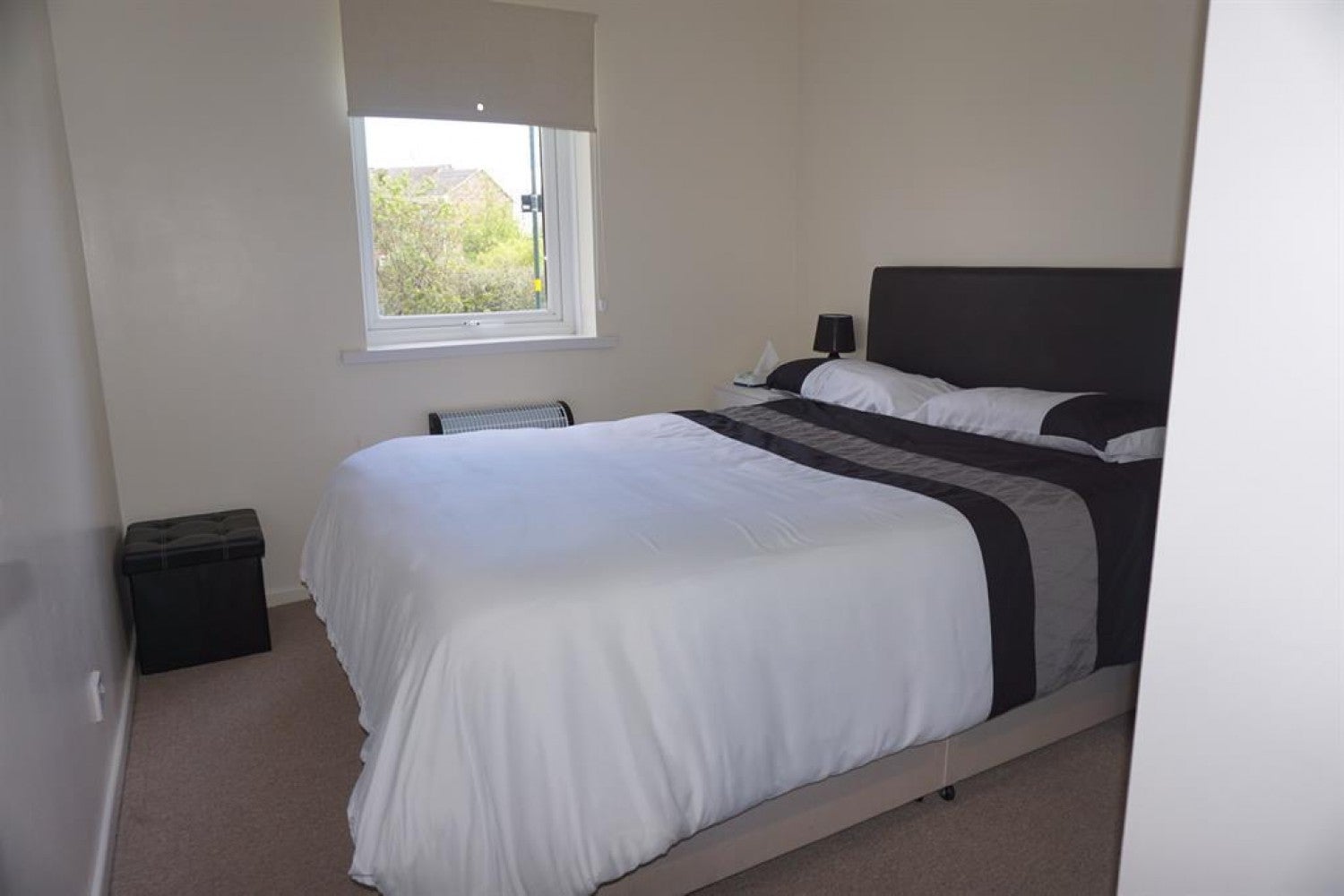 Flat Griffin Gardens in Birmingham