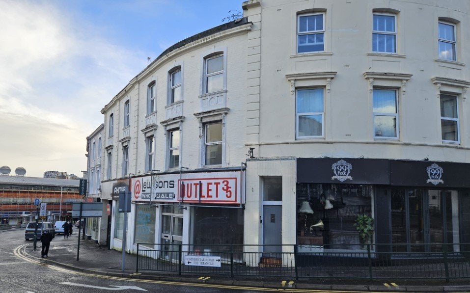 Flat West Hill Road in Bournemouth