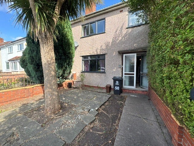 House Manor Road in Bristol