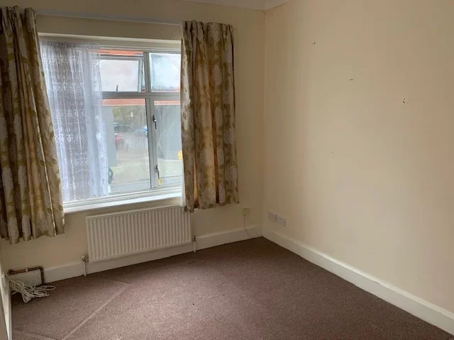 Flat Clifton Avenue in Greater London