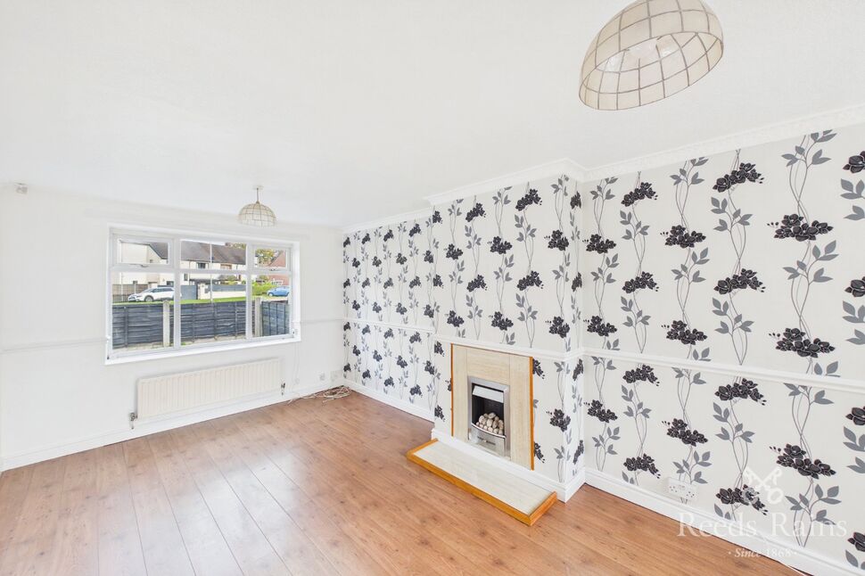 Flat Barrowfield Road in Manchester