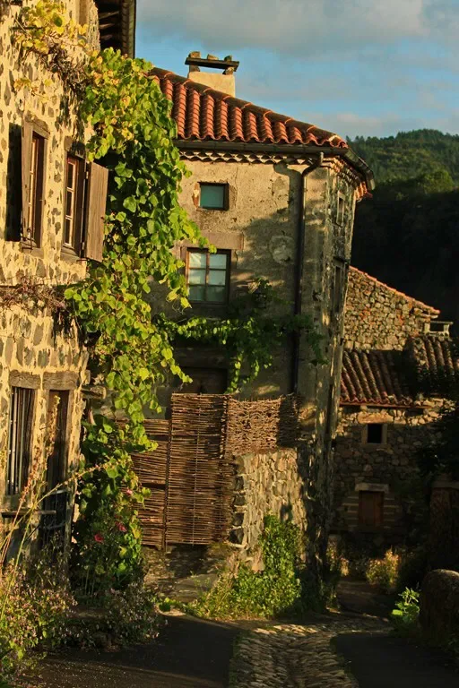 Room Route de Guissou in Saint-Arcons-d'Allier