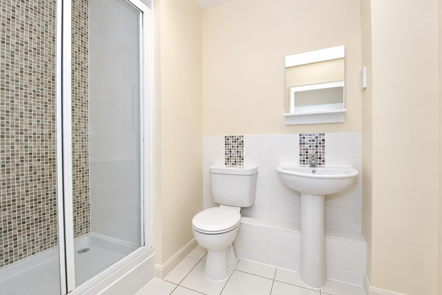 Flat Upper Cavendish Avenue in Greater London