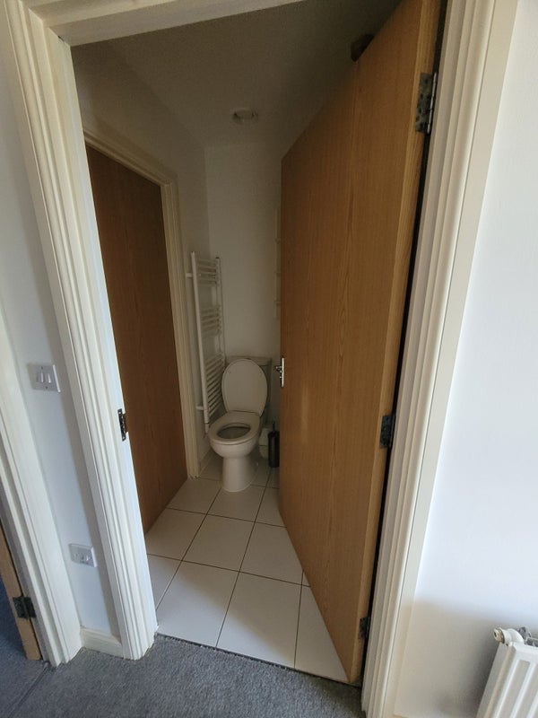 Room Cotton Close in Greater London