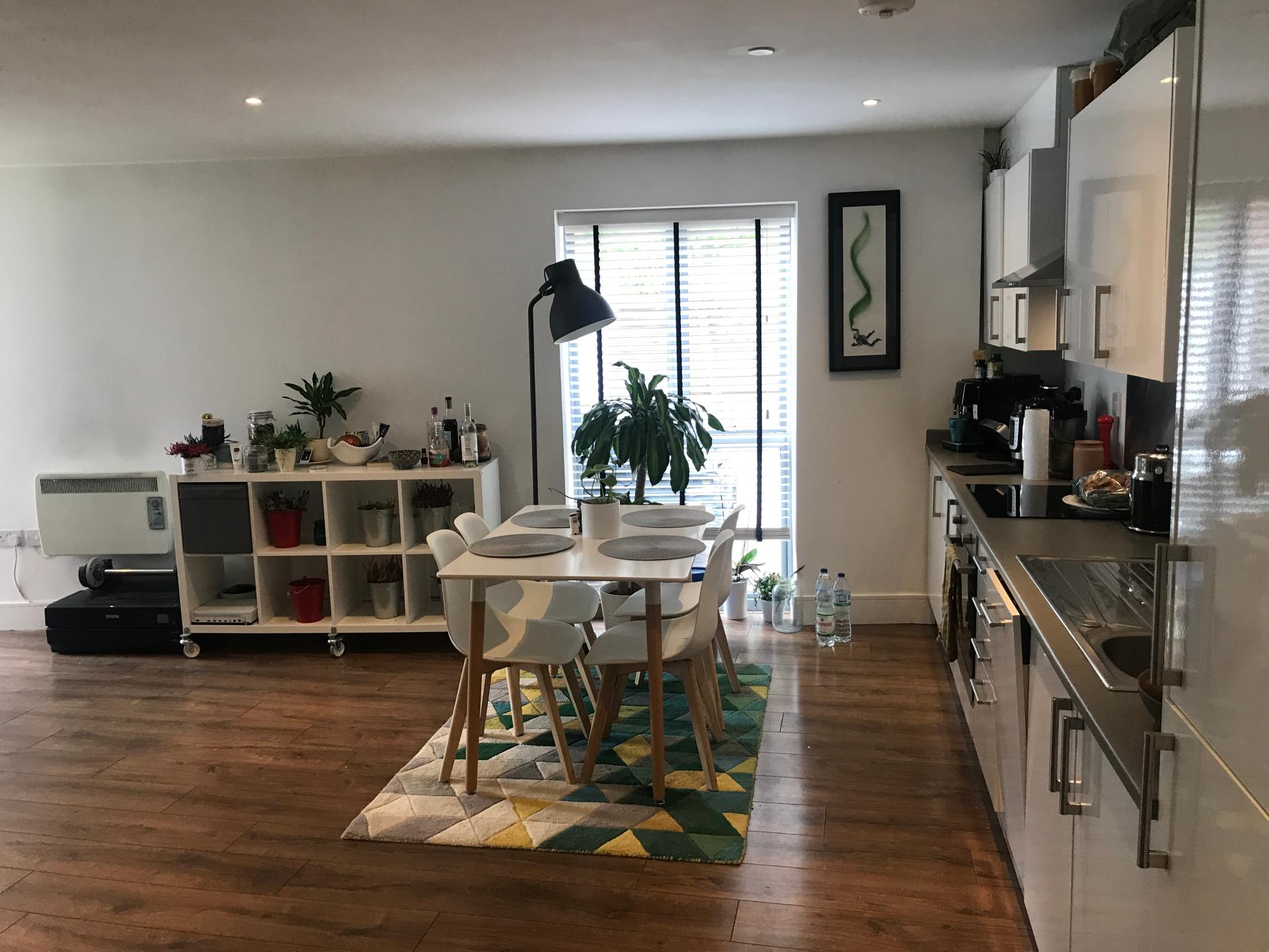 Flat Barton Road in Bristol