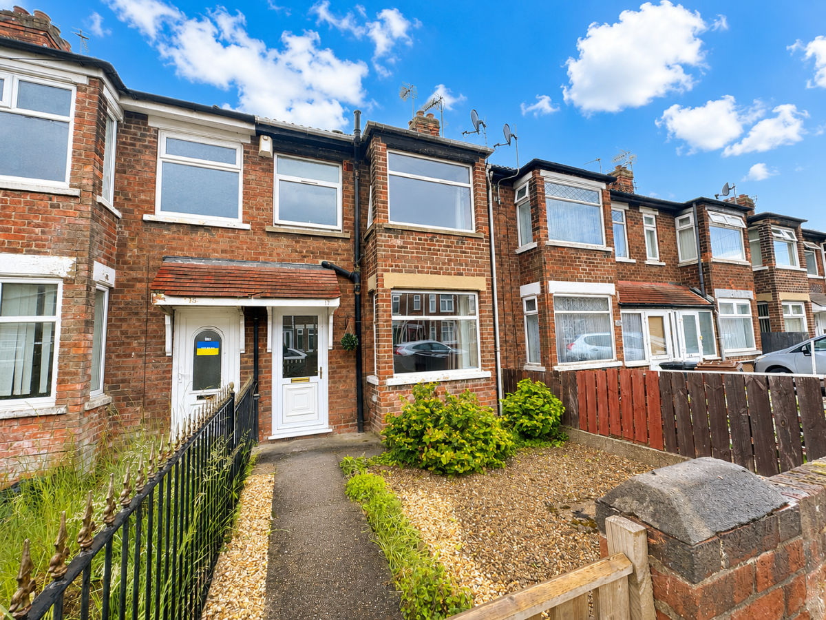 House Edgeware Avenue in Hull