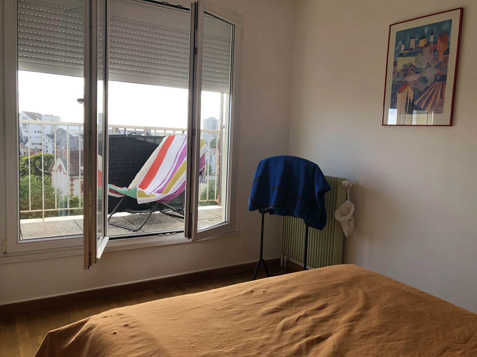 Room Rue Blavier in Reims
