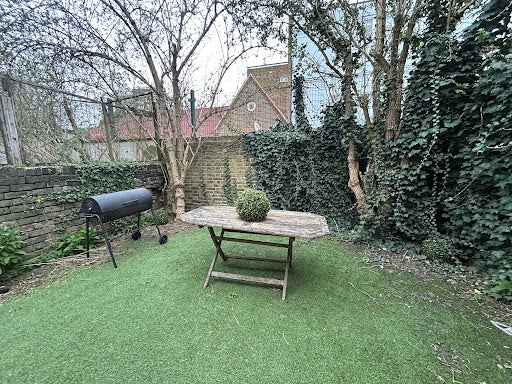 Flat Ashmore Road in City of Westminster