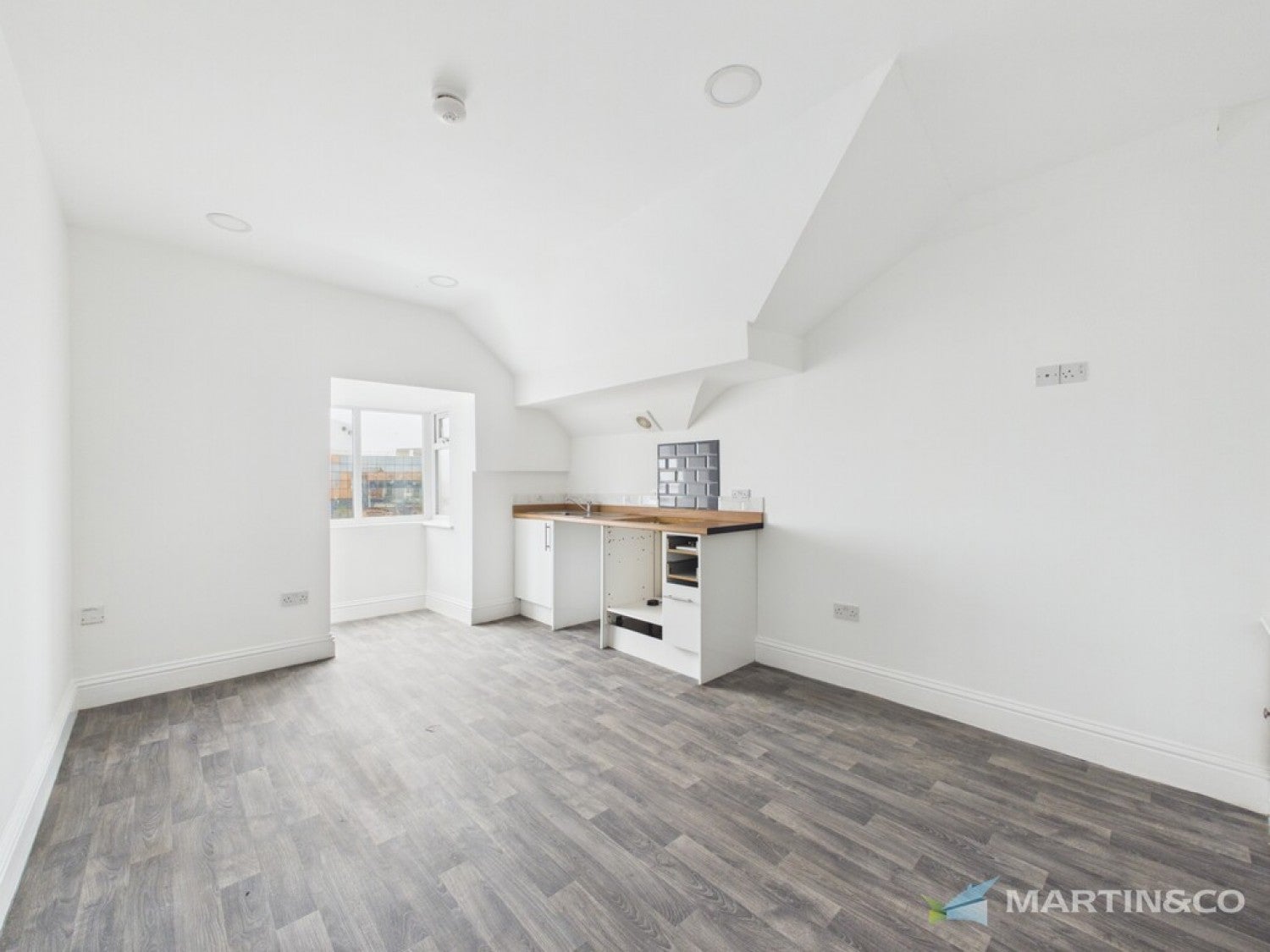 Flat Balmoral Road in Blackpool
