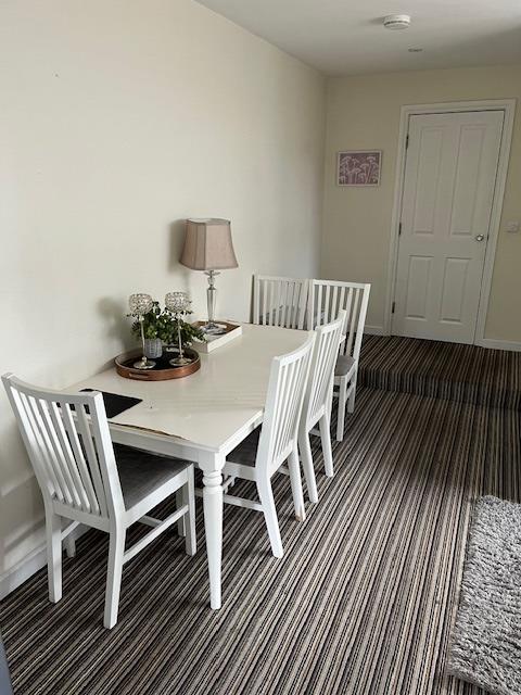Room Cricklade Road in Swindon