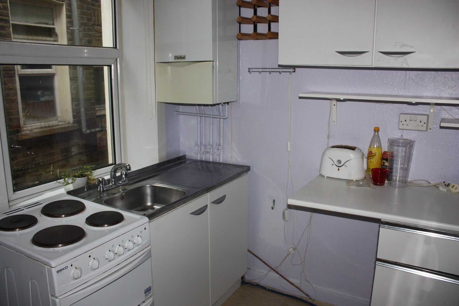 Flat Salusbury Road in London
