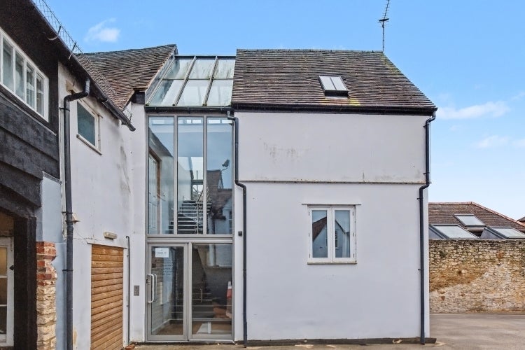 Flat West St Helen Street in Vale of White Horse