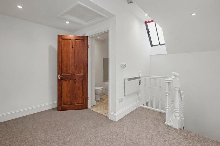 Flat West St Helen Street in Vale of White Horse