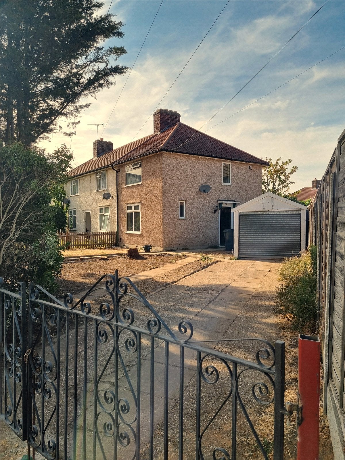 House Keppel Road in Greater London