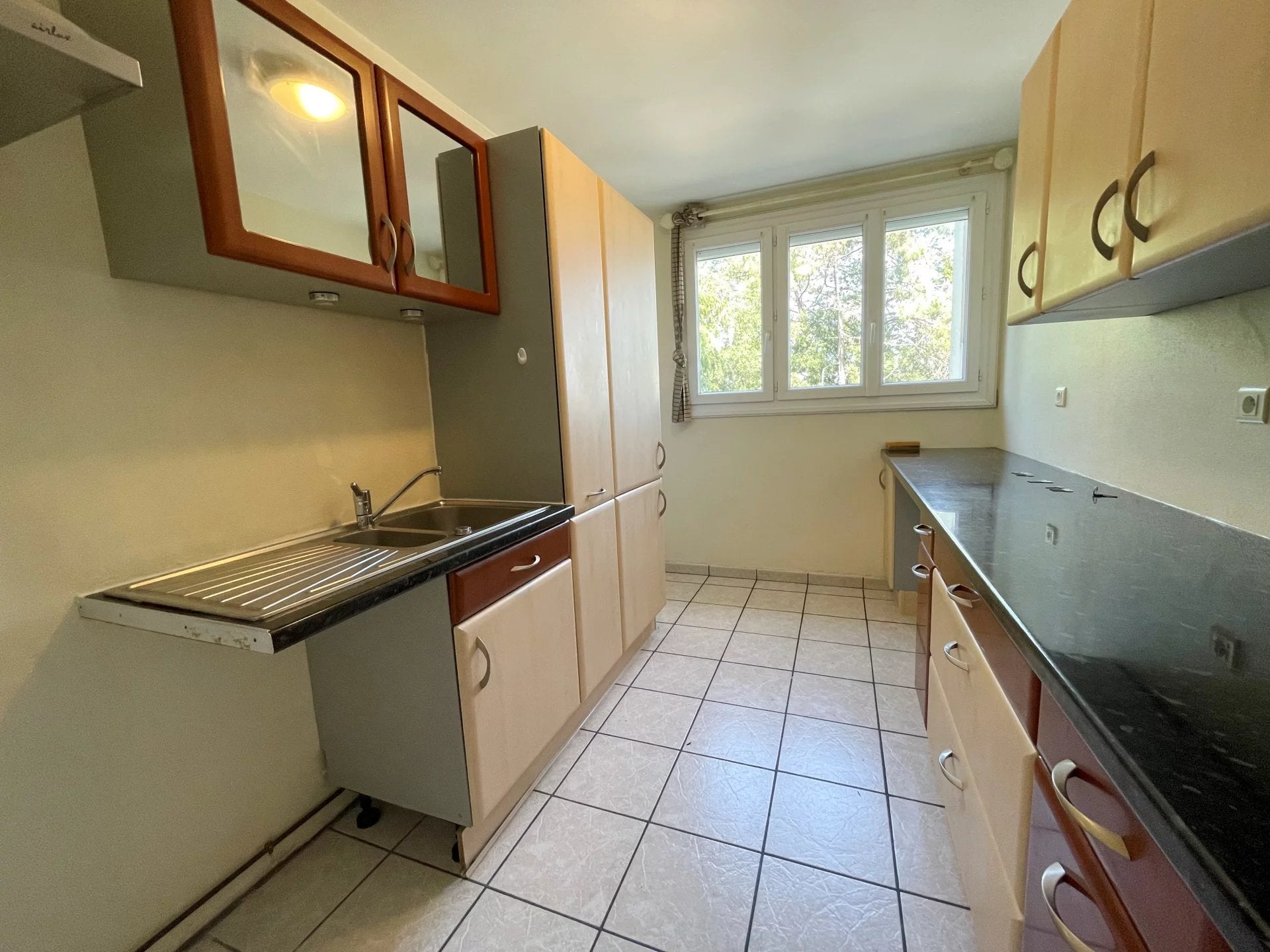 Flat Rue du Docteur René Laennec in Cholet