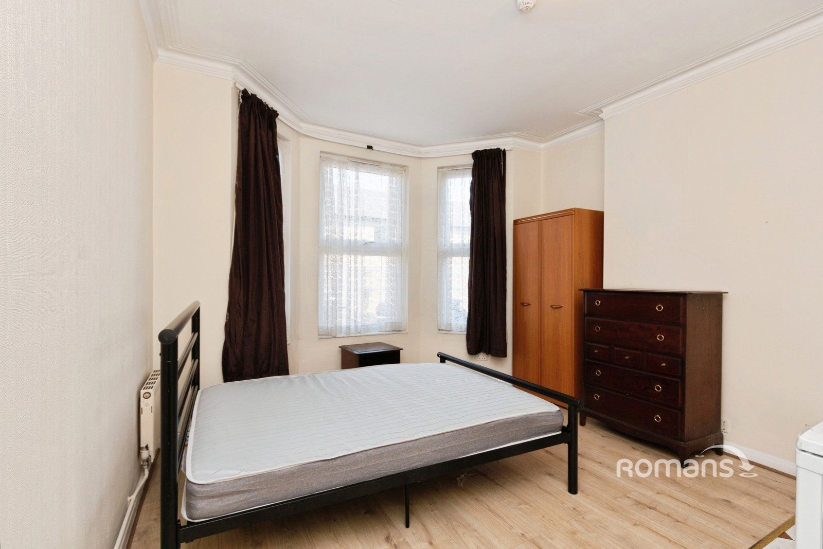 Flat Alexandra Road in Rushmoor