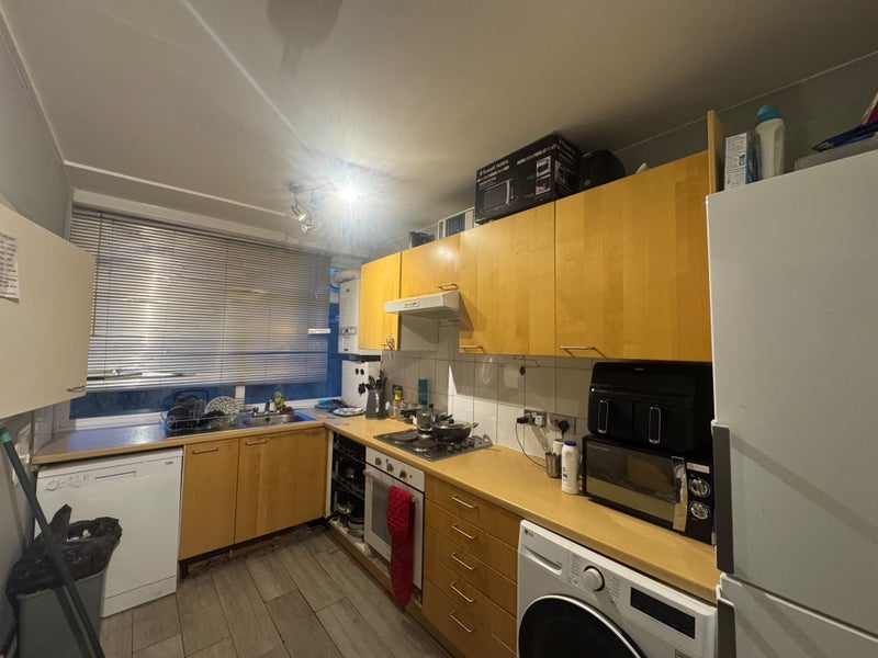 Room Danebury Avenue in Greater London