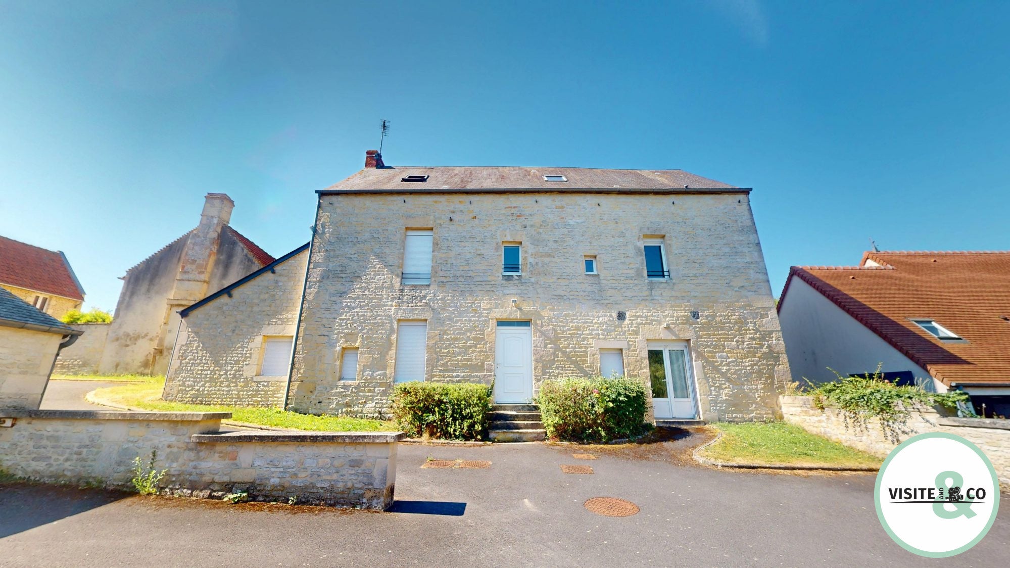 Flat Rue du Bout du Haut in Secqueville-en-Bessin
