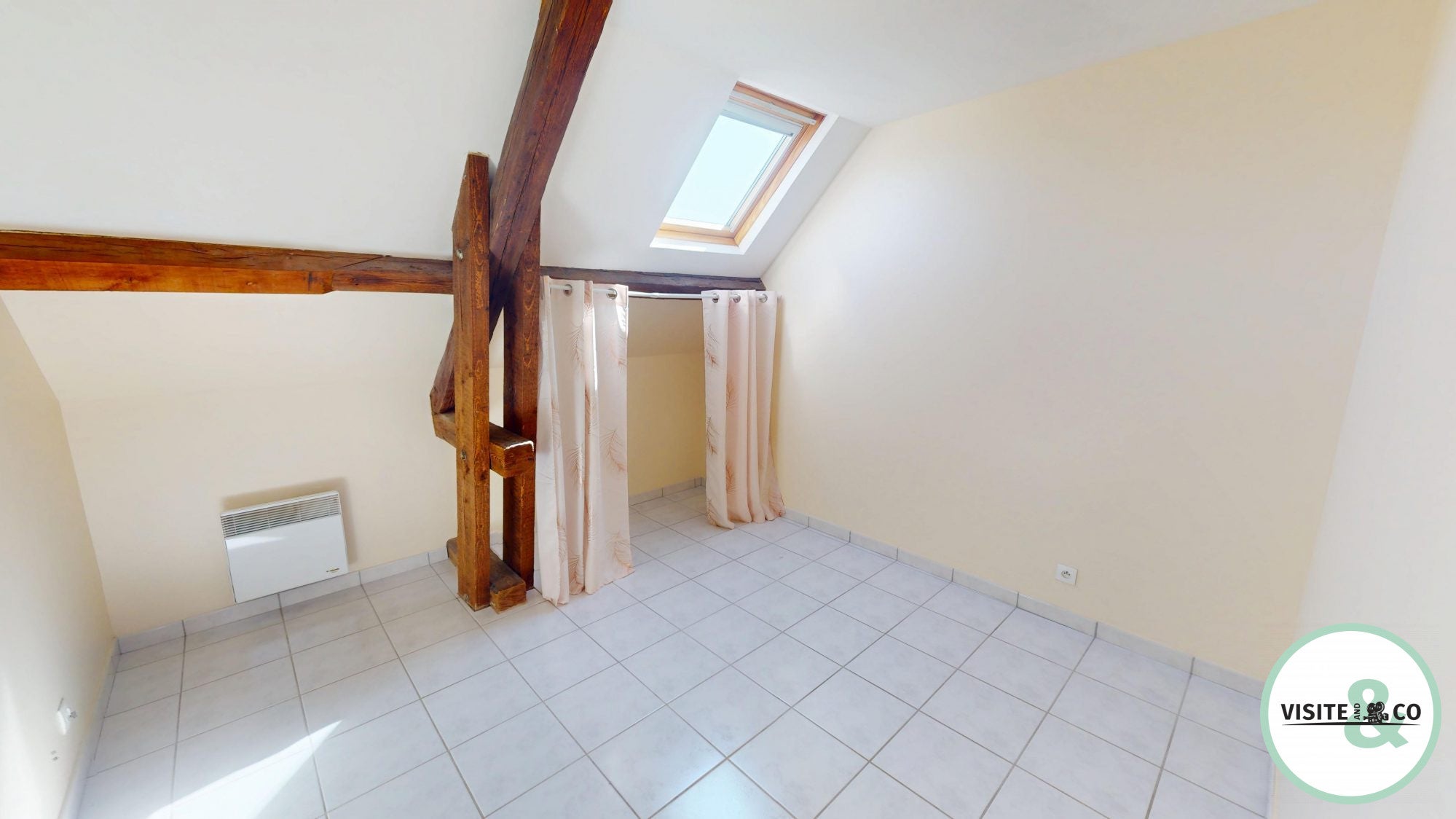 Flat Rue du Bout du Haut in Secqueville-en-Bessin