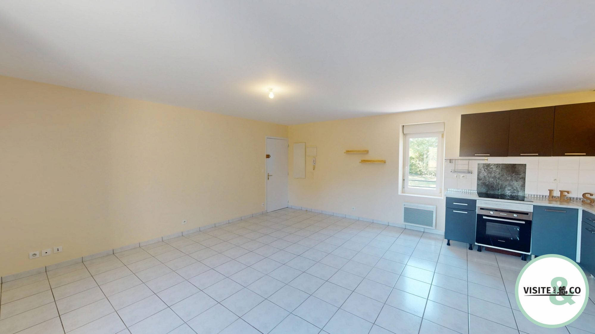 Flat Rue du Bout du Haut in Secqueville-en-Bessin