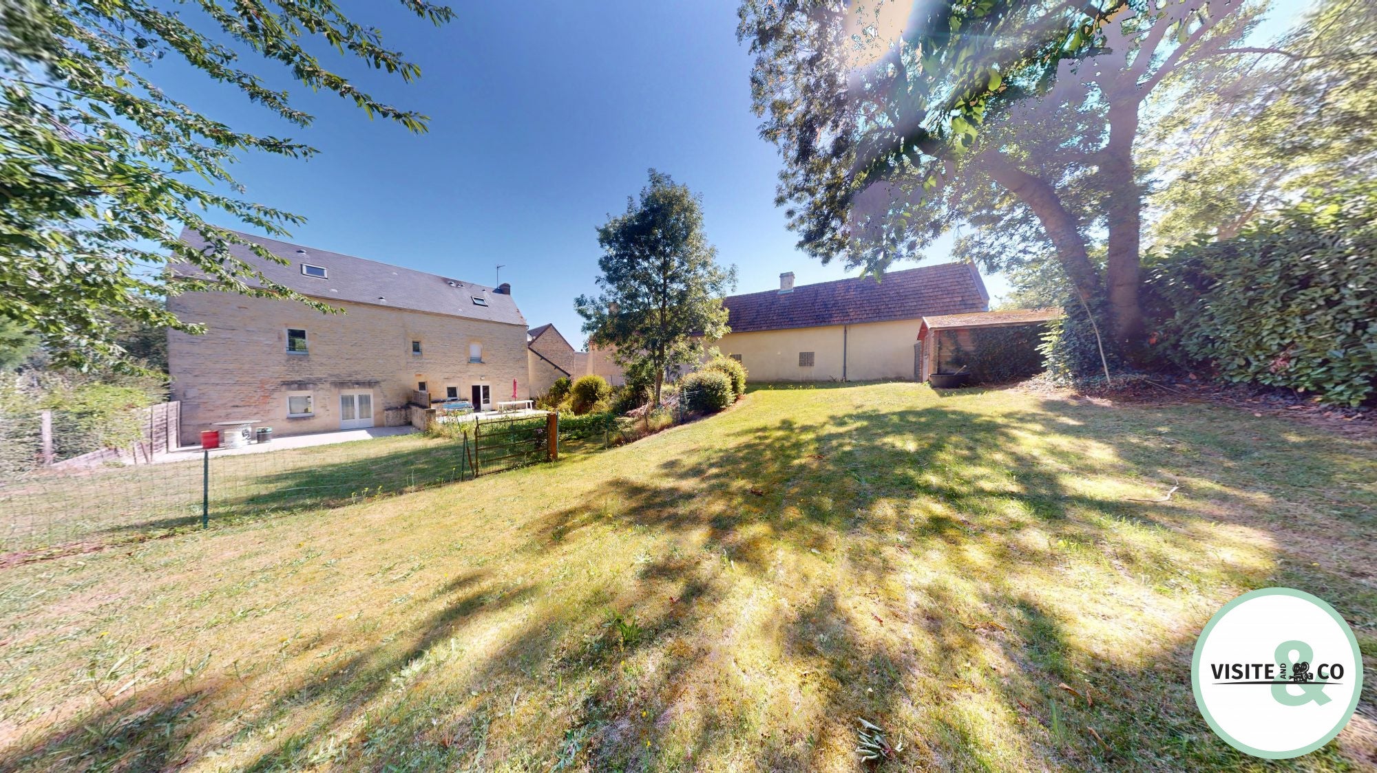 Flat Rue du Bout du Haut in Secqueville-en-Bessin